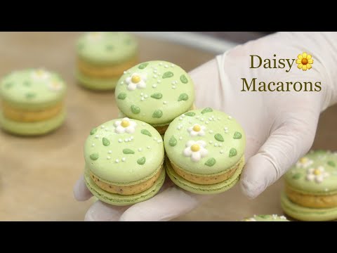 Spring, Making Daisy Macarons