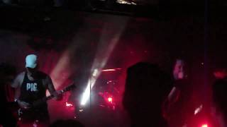 16Volt - Somebody To Hate (live) 5-29-10 AZ