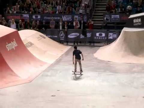 Ryan Sheckler - BACKFLIP TRANSER AT SIMPEL SESSION!!!!!
