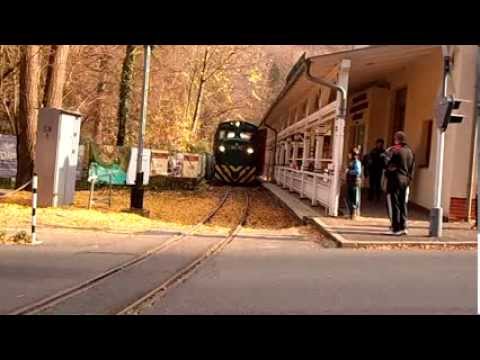 D02-501 kisvasút indul Garadna felé [HD]