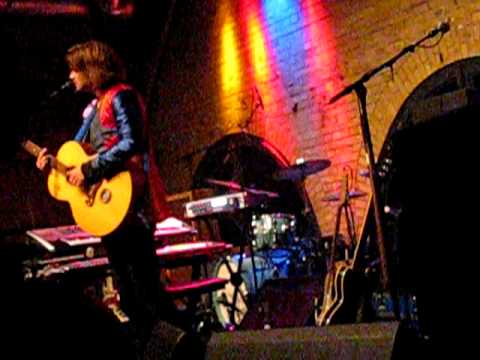 Fyfe Dangerfield/ Guillemots- We're here