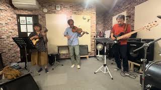 Download lagu 子象の行進/トリオ・カピリンR mp3 Download lagu 子象の行進/トリオ・カピリンR mp3