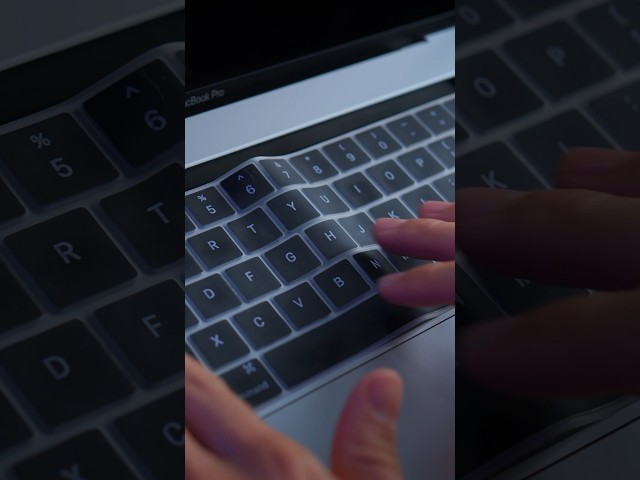 Vídeo relacionado con Protector de teclado para portátiles M Book A i r/Pro de 15 pulgadas y 16 pulgadas, paño de limpieza de 34 x 22 cm, cubierta de teclado de pantalla elimina eficazmente el polvo y las huellas