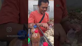 Download lagu Collecting meatball sellers #comedy mp3 Download lagu Collecting meatball sellers #comedy mp3