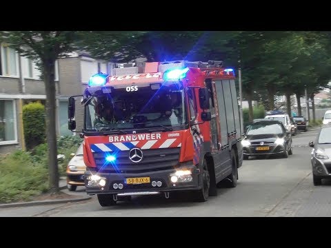 Prio 1 Brandweer met spoed naar Uitslaande Brand in Oss