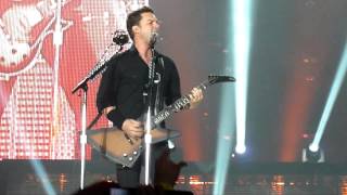 Nickelback - Bottoms Up (Live - Manchester Arena, UK, 2012)