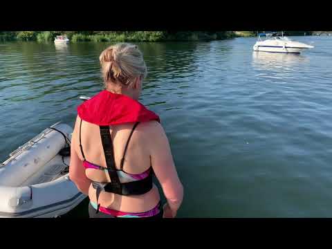 Test of an automatic life jacket that was last serviced 25 years ago