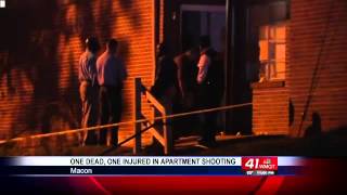 preview picture of video 'One dead, one injured in West Macon apartment shooting'
