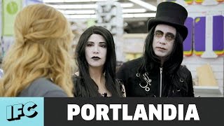 Portlandia | Weirdos Go Shopping | IFC