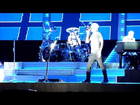 REO Speedwagon - Can't Fight This Feeling LIVE Corpus Christi [HD] 5/13/12
