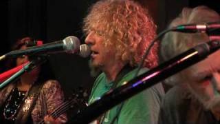 Sammy Hagar & Wabos w/ Bob Weir & Mickey Hart - "Santa's Going South for Christmas"