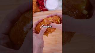 I tried Tanghuluing a CROISSANT with a twist!
