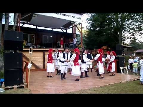 ILVA FEST 2017   Ansamblul Braduletul Lunca Bradului