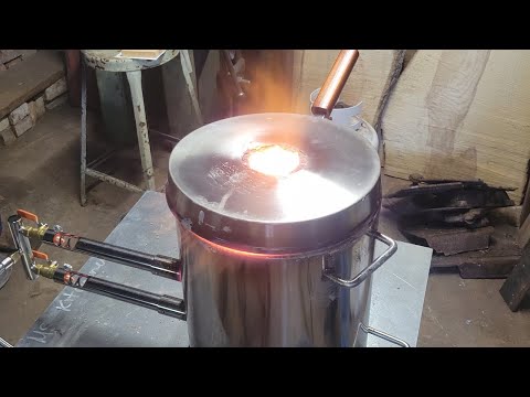 VEVOR 12KG Propane Smelting Furnace and Forge.