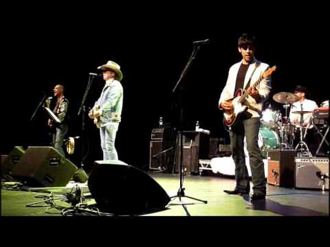 Dim Lights, Thick Smoke - Dwight Yoakam