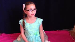 Amelie singing Let It Go from Frozen