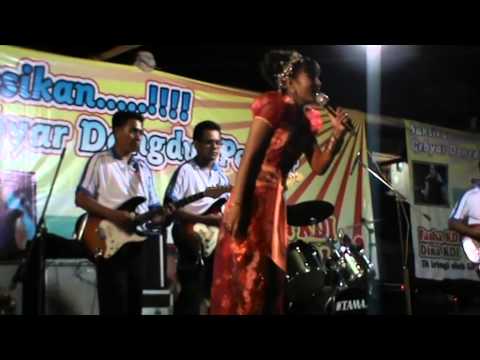 azizah bumi makin panas