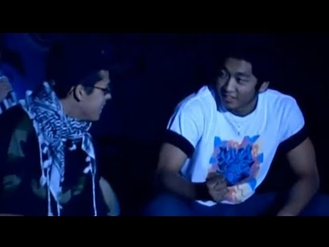 Bboy Lilou vs Bboy Hong 10 | Red Bull Street Battle 2005 HD