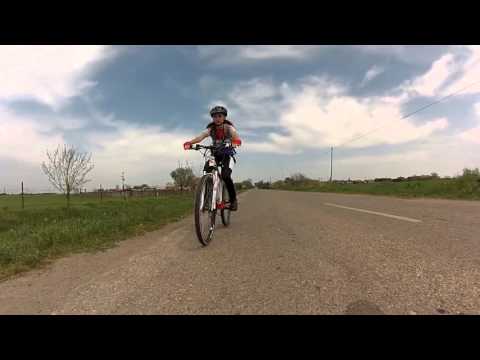 2013 04 27 - Plimbare de relaxare la Manastirea Cebza pe asfalt