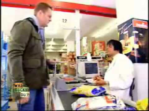 Was guckst du Ranjid an der Kasse