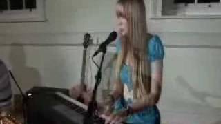 Sarah Dickson The Tree Song Live Session