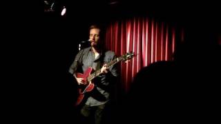 Kevin Devine - Letting A Good One Go (Live)