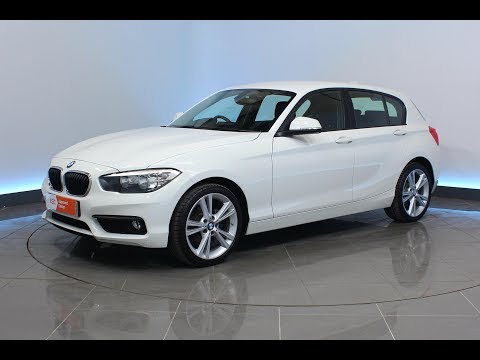 BMW 1 Series 1.5 118i SE Sports Hatch