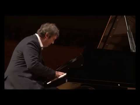 Boris Berezovsky plays Rebikov Christmas Tree waltz - video 2014