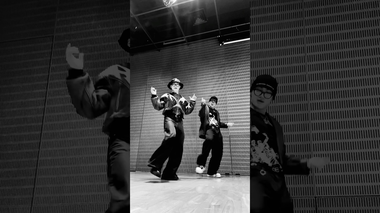 #likeJENNIE 🖤⚡️ #JENNIE #BLACKPINK #TJBB #HINATA #AOI #THEJETBOYBANGERZ