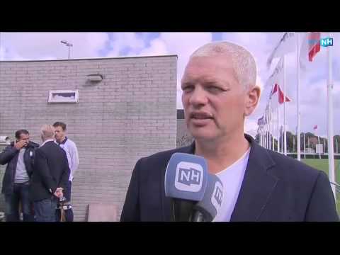 Trainer Pieter Mulders na de 7-2 winst op ADO'20