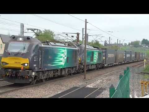 88005 with 68005 dit 4s44 Daventry - Mossend Yard, 2nd May 2022