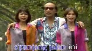 Download lagu Sepanjang Jalan ini Favorite group mp3