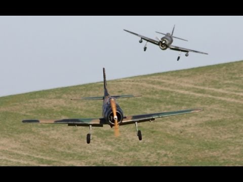 ① LARGE SCALE RC WW2 WARBIRDS DISPLAY  - GREGG, NIGEL, DANNY, JOE - 2014