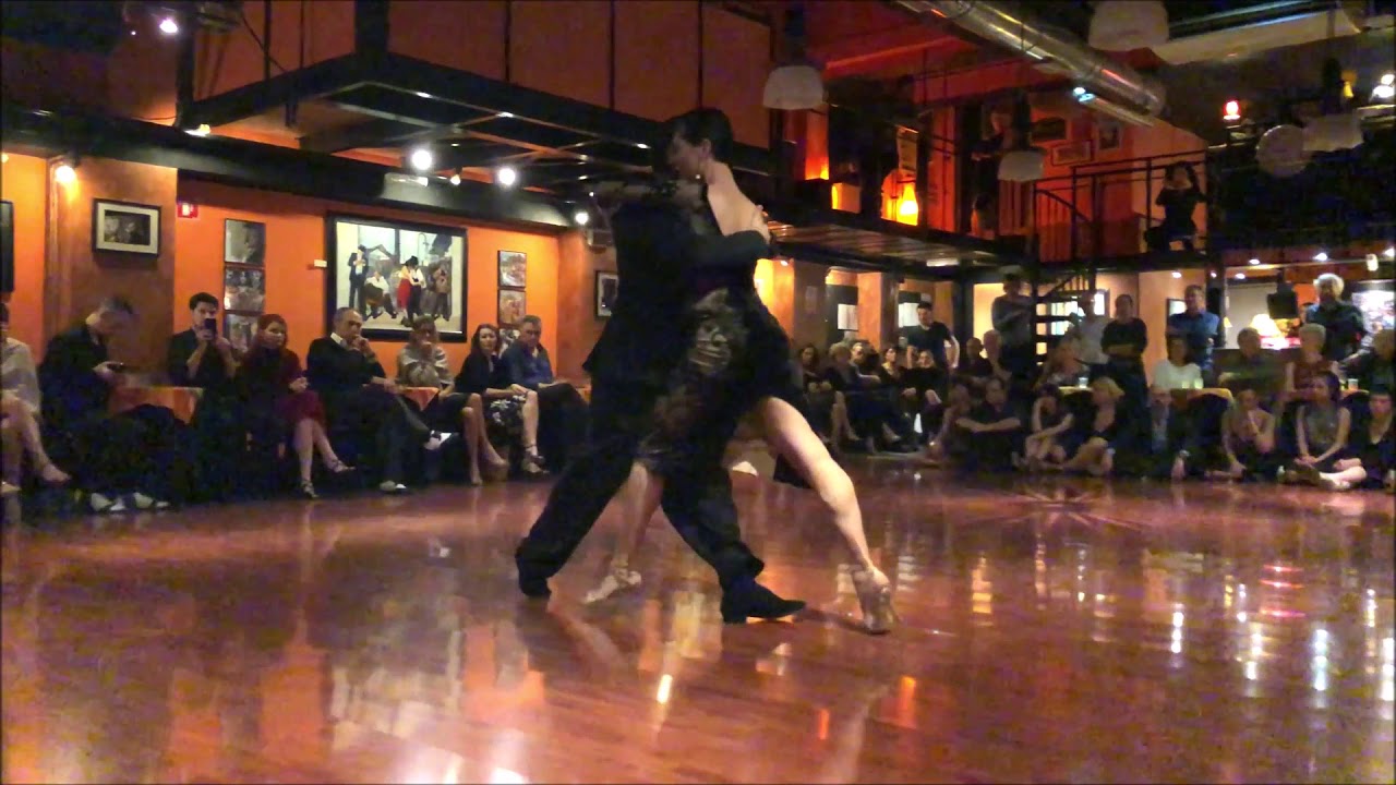 Video thumbnail for Maria Filali y Eloy Souto a La Mariposa_1