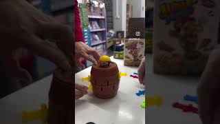 Игра динозавр в бочке с мечами "Jump dinosaur"