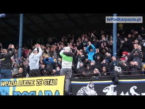 tvPodkarpacie.pl - STAL SANOK: Derby z płyty boiska. Doping kibiców