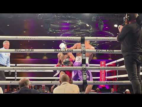 Full fight of Kevin Brown🇨🇺 vs Amos Cowart🇺🇲 at Caribe Royal 💪🔥🥊