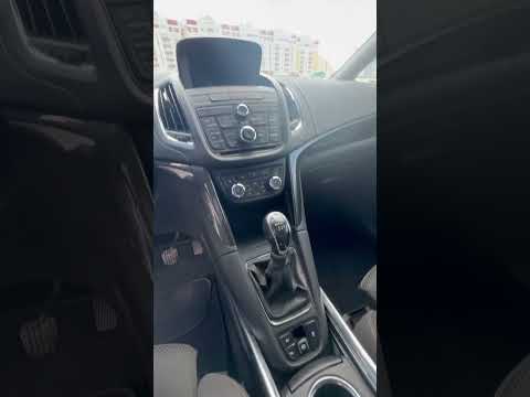 фото opel zafira c 0