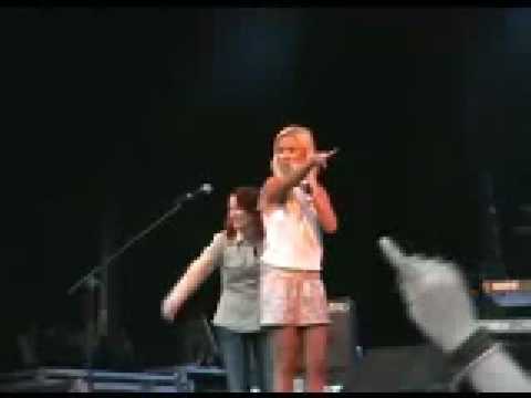 LudvikaFesten 2008 Dj Queenamie feat Velvet