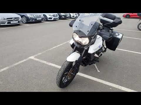 Triumph Tiger 800 XRX 2015 - Completely Motorbikes