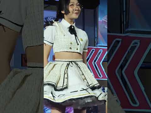 230909 (Endu Fancam) Peach You - Kimiwa Sunshine @ Motor Show 2023 - Fashion Island