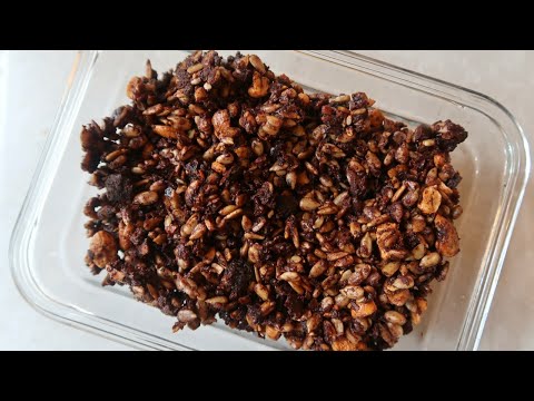 Gluten Free Granola Recipe | Nutty Chocolate Coconut Granola