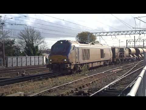The x2 Class 68 DRS Nos.68024+68025 with Railhead Treatment Train was passed through at Carlisle.
