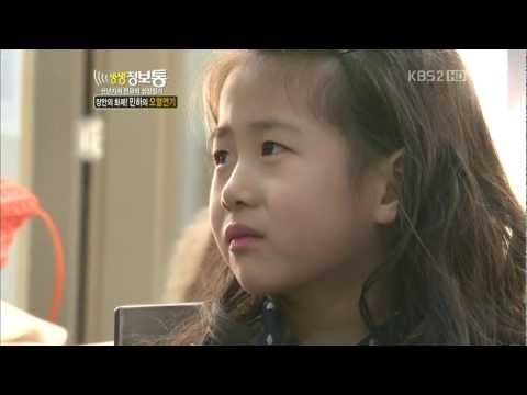 T-ara SoYeon and HyoMin with a Crying Girl [120227]