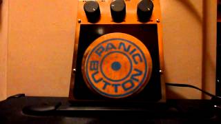 Video thumbnail for Electro-Harmonix Panic Button by Prairie State Effects
