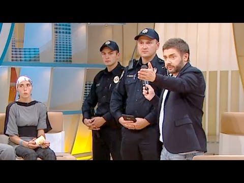 Полиция арестовала героев ток-шоу 'Говорить Україна' прямо во время эфира