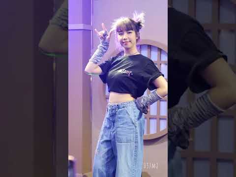 Pretzelle Aumaim - ถ้ามันคือเรื่องจริง @ The Mall Japan Discover [Overall Stage 4K 60p] 220918