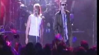 Bon jovi y Ray Davies-Celluloid Heroes-- 9/18/02 Shepherds Bush Empire