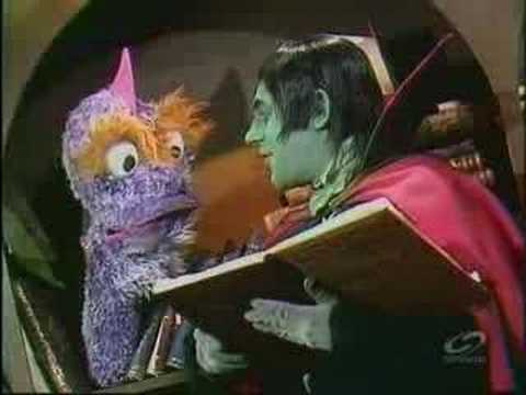 Only 261 shopping days until Columbus Day HHoF