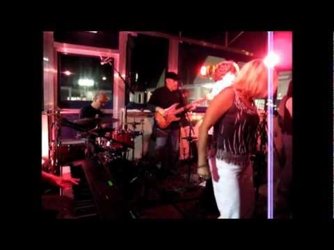 Mo DeBree at Enzo's Italian Chophouse